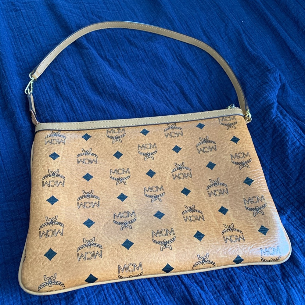 MCM wristlet wallet shoulder bag